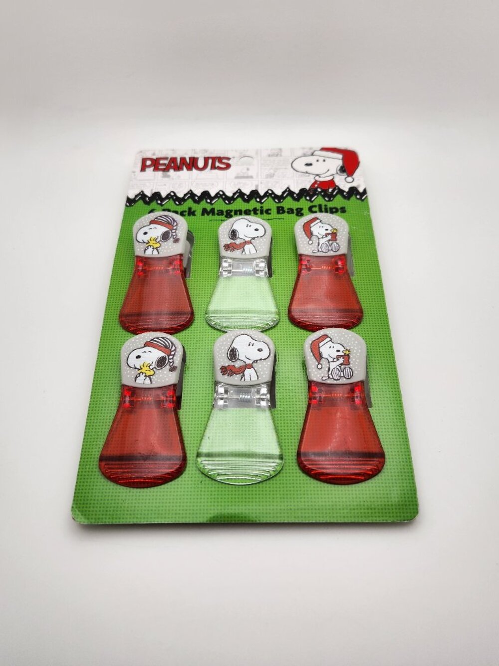 Peanuts Snoopy Christmas Magnetic Bag Clips – 6 Pack - New